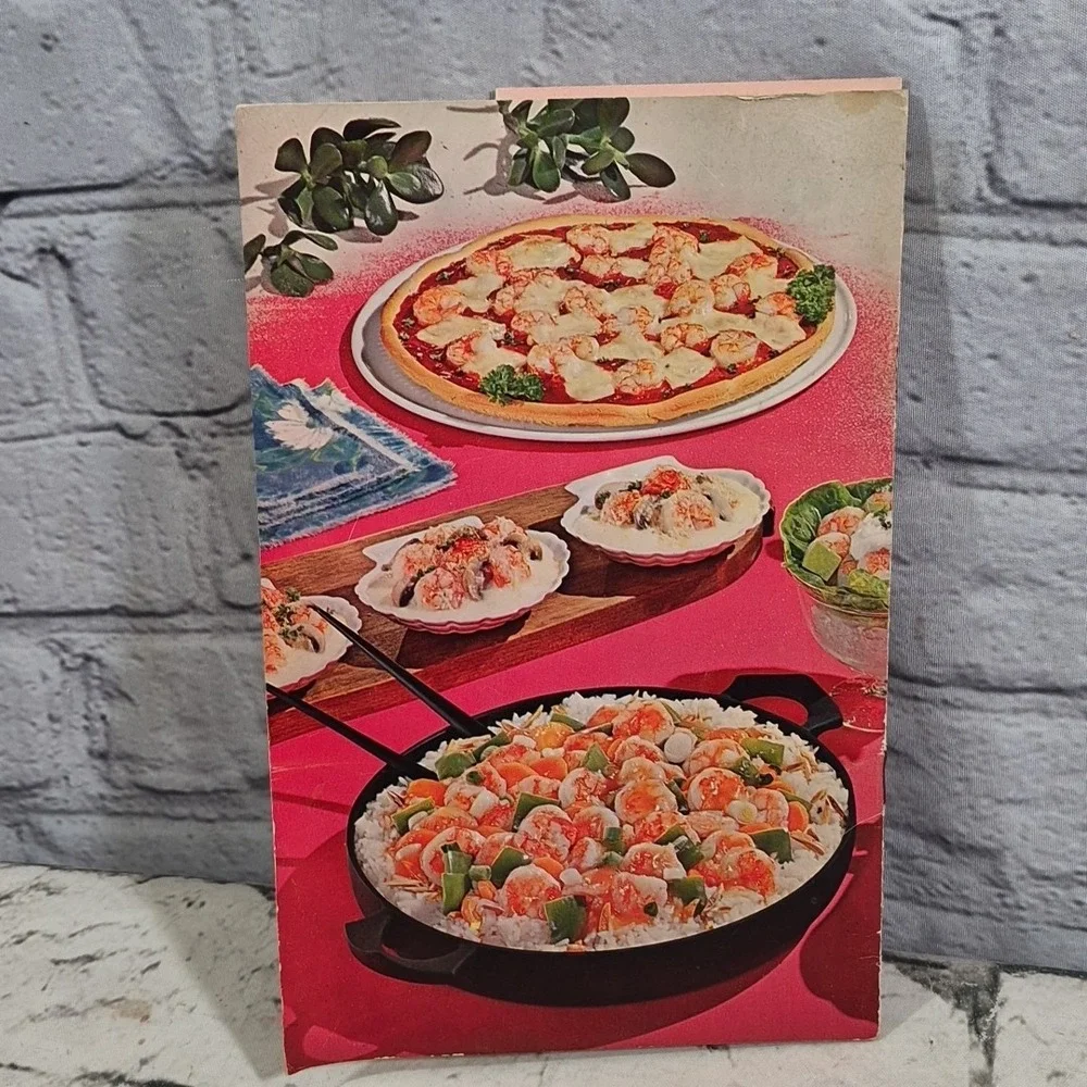 Can-Venient Ways with Shrimp American‎ Shrimp Canners Association Dept Comm 1975